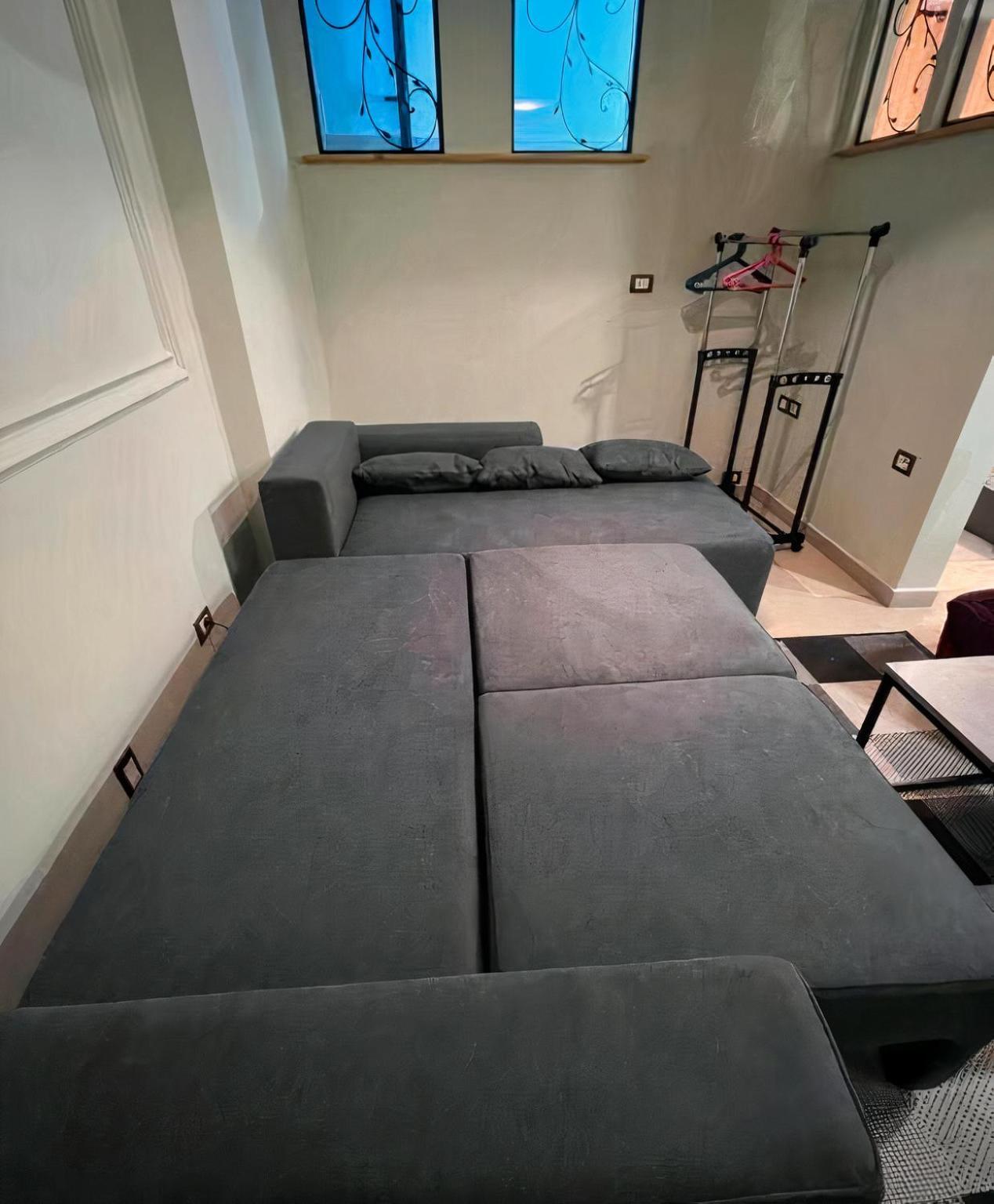The Prism Apartment Tirana Bagian luar foto